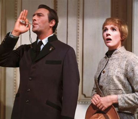 did christopher plummer sing in sound of music - did he have a unique voice that could add depth to the musicals he performed?