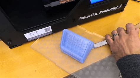 how to remove a 3d print: understanding the nuances of post-production cleaning